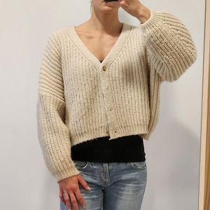 Oak and Fort white knitted cargidan one size